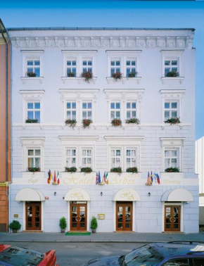 Отель Arbes  Прага